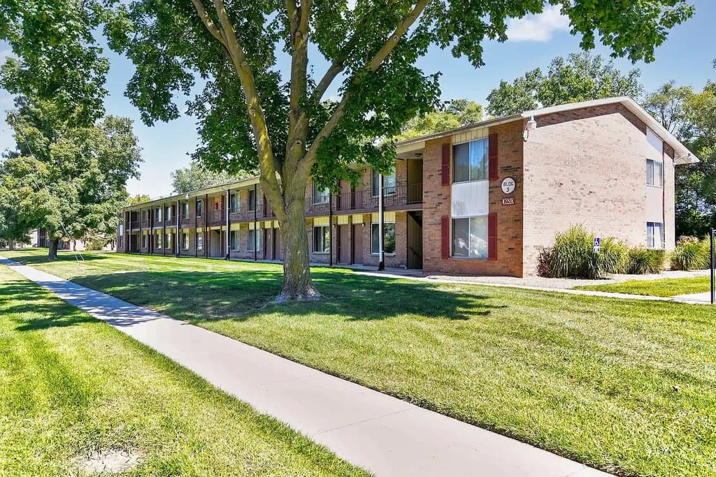 Arbor Park Apartments