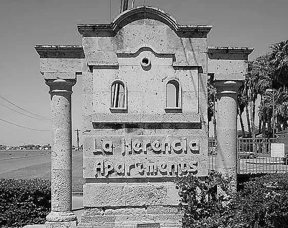 La Herencia Apartments