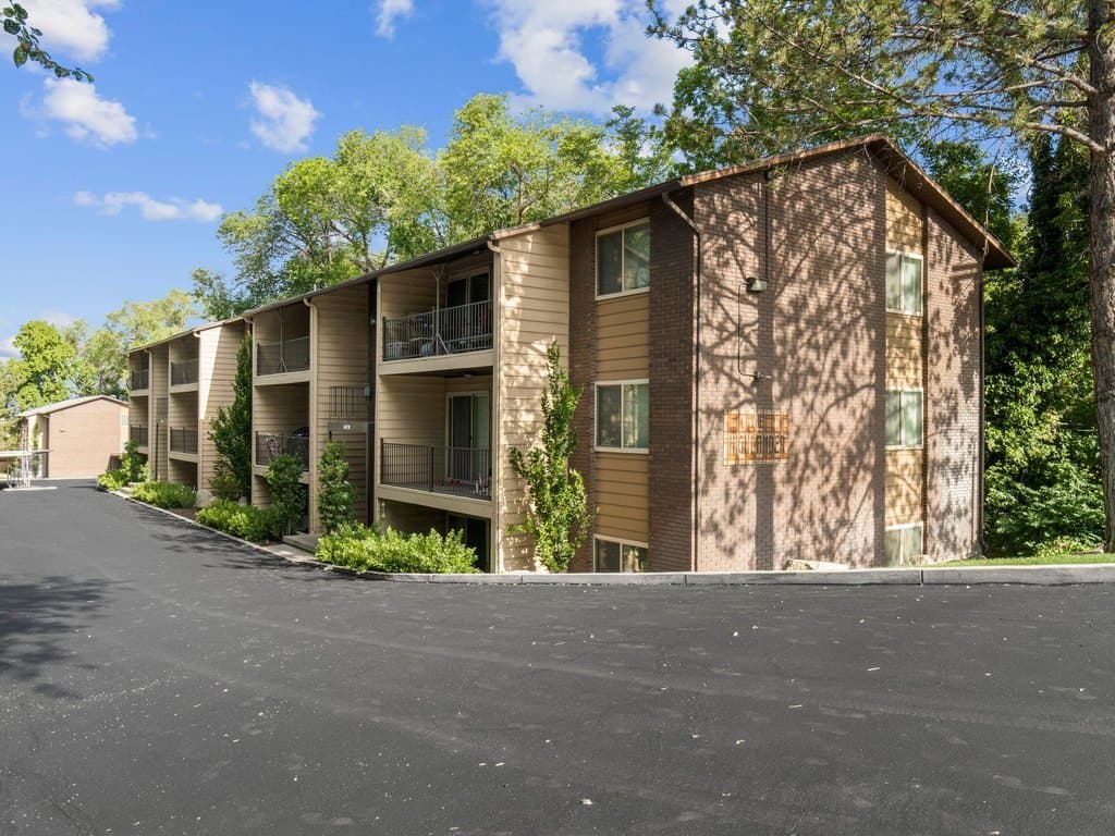Beautiful Holladay Location!
