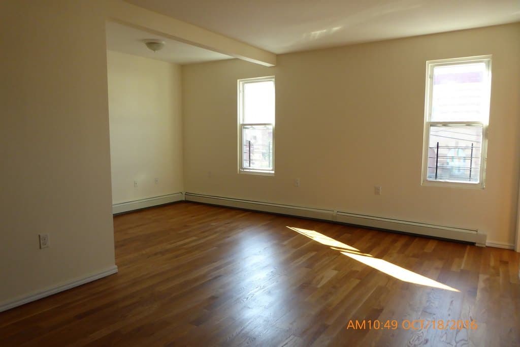 441 E 180 St
