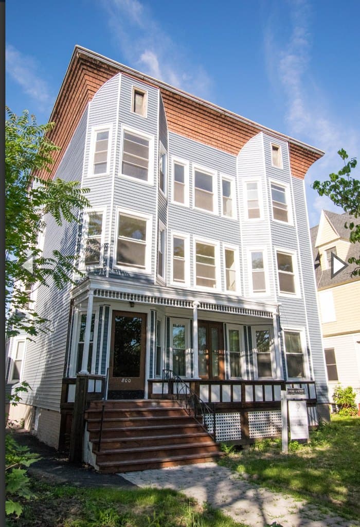 One and Two Bedroom Units with Tons of Natural Light!