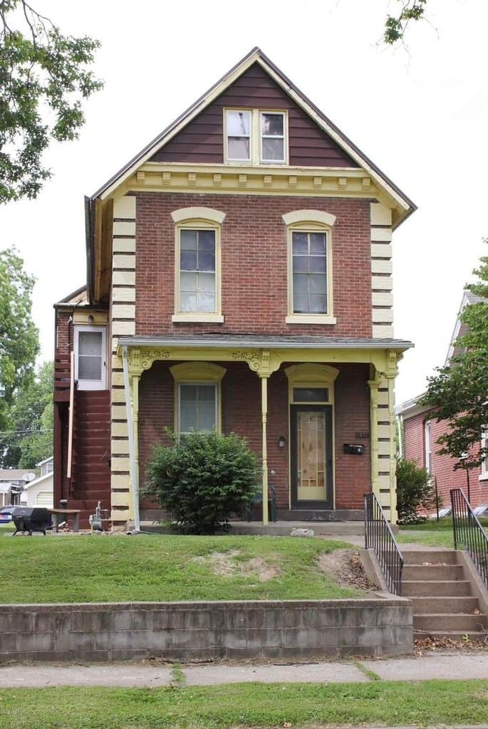 1307 Spring St